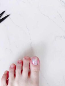 フット Amifaの100均ジェルネイルシールの使い方 ダイソー キャンドゥで おうちネイルnavi